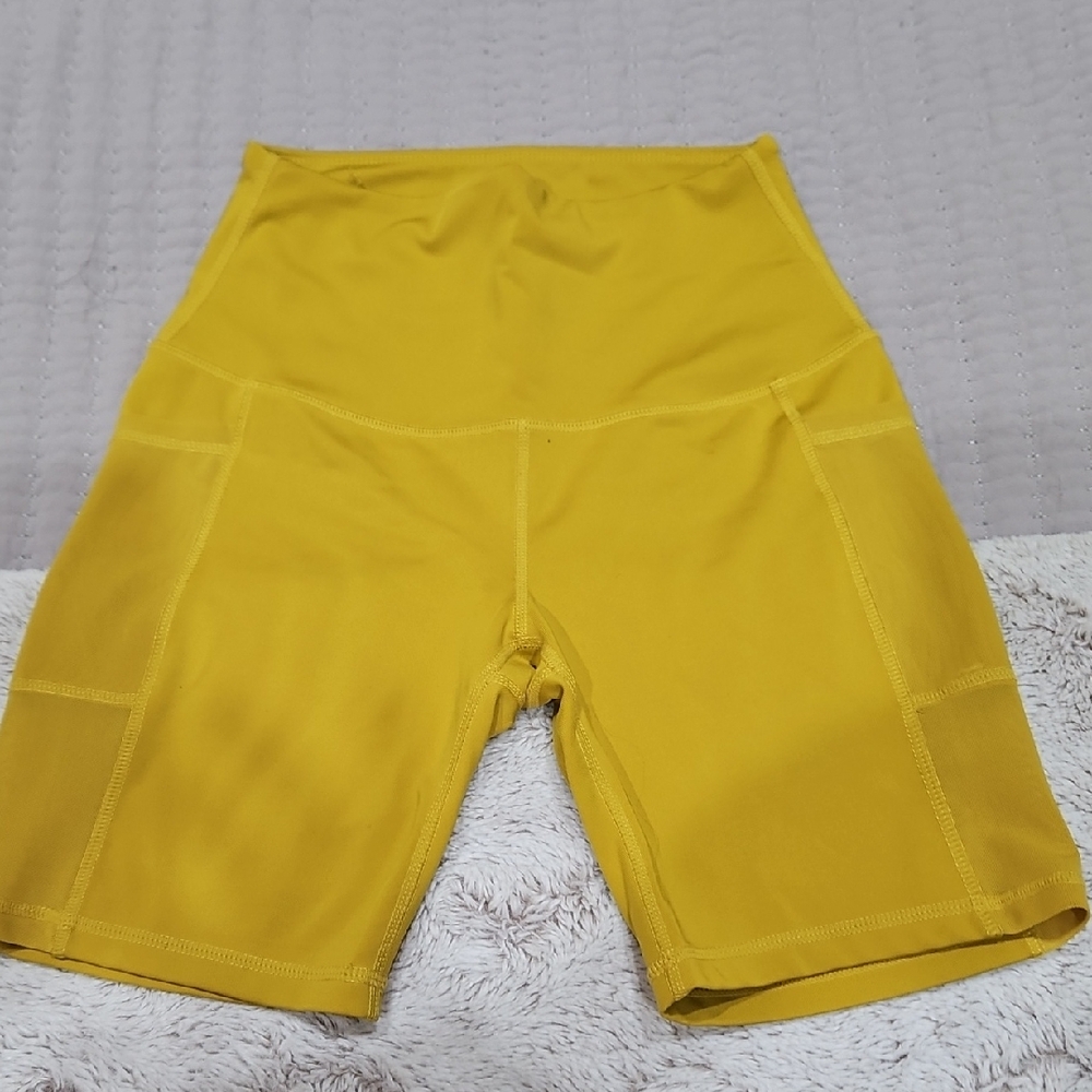 High-Rise Yellow Women’s Bike Shorts with Side Pockets